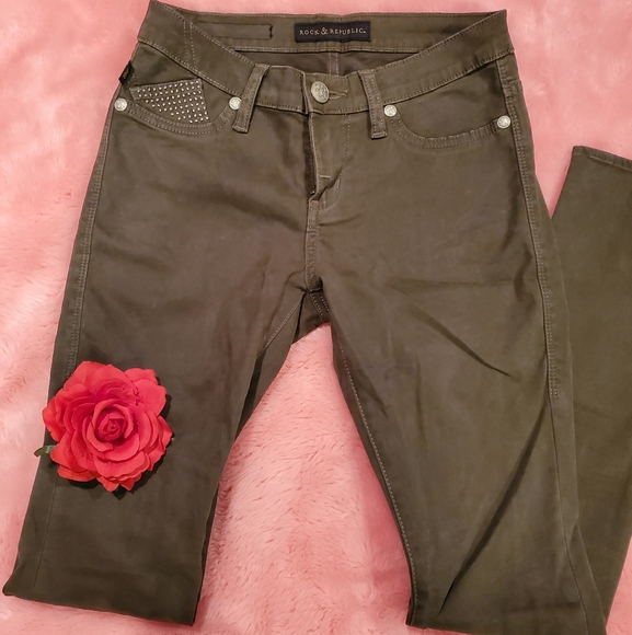 R&R green studded pants - Picture 2 of 8